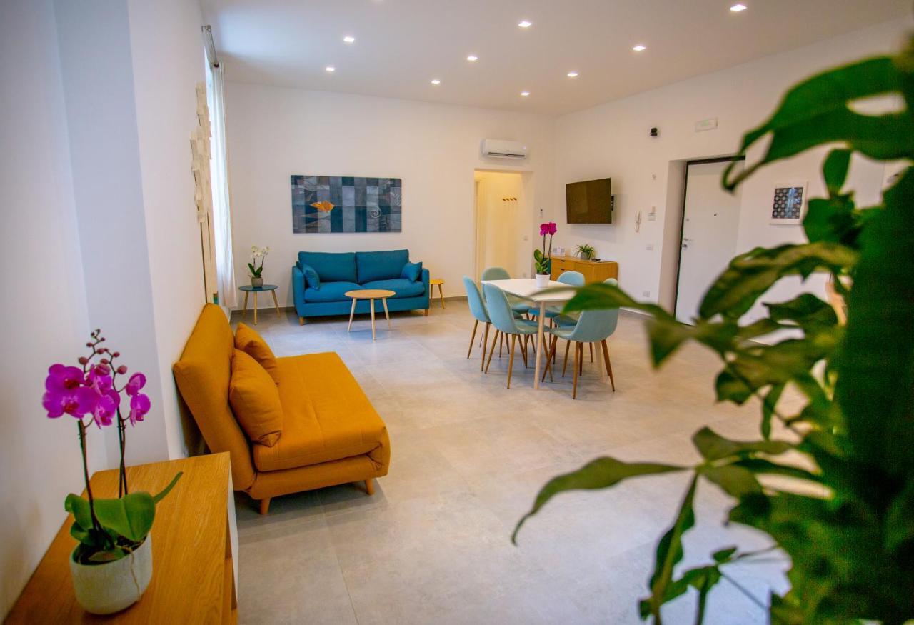 Cosmo 38 Luxury Apartments Napoli Exterior foto