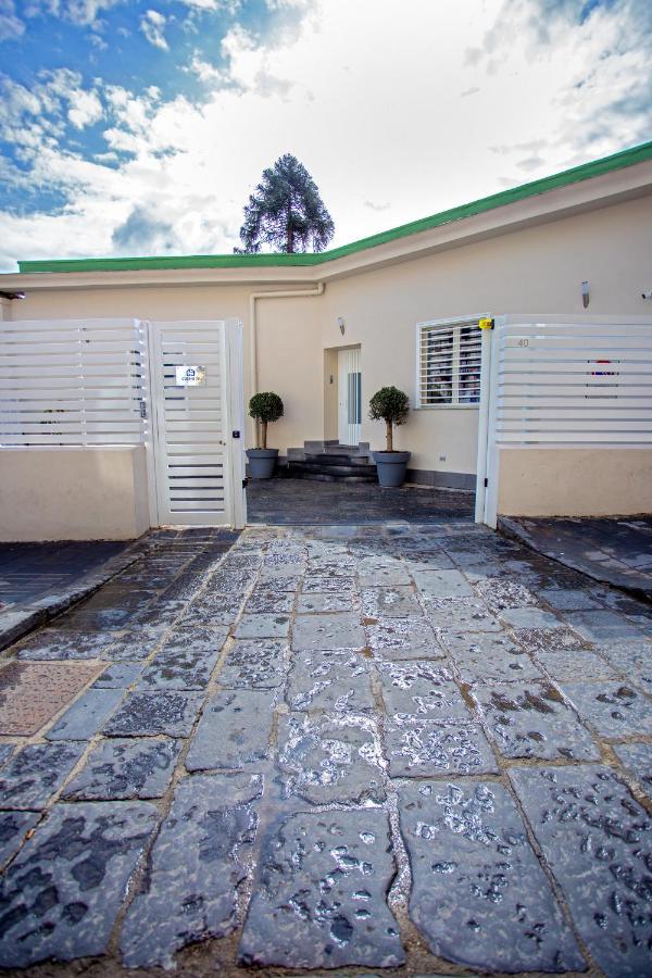 Cosmo 38 Luxury Apartments Napoli Exterior foto